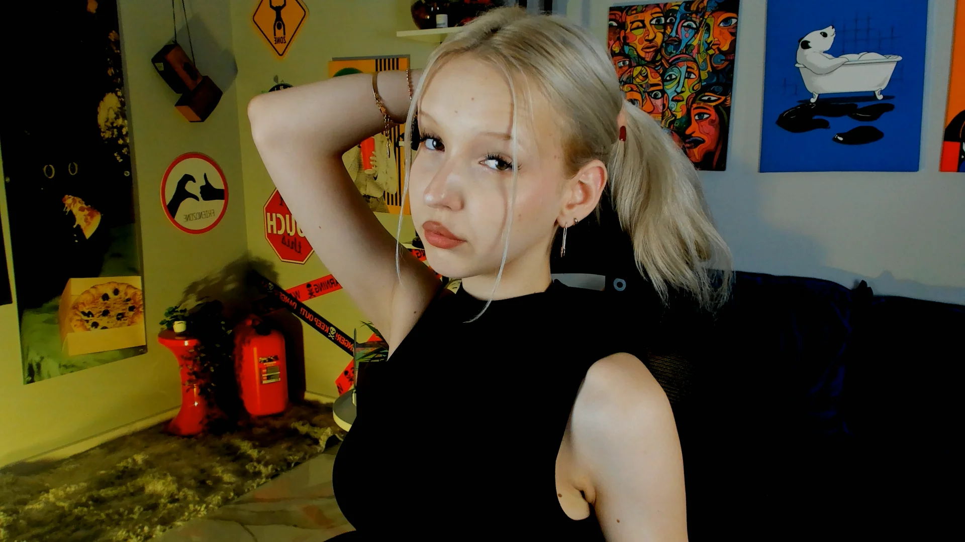 XXX Porn Photo of Nude MaoqiBeverly 3
