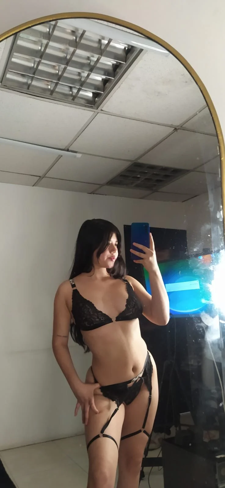 XXX Porn Photo of Nude cloebratzcs 1