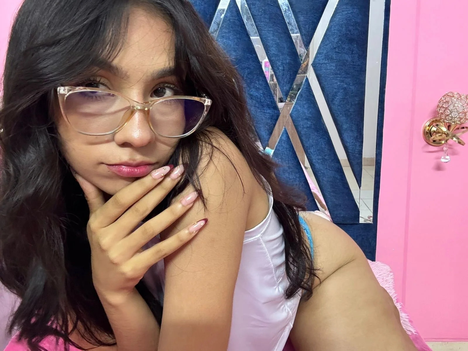 XXX Porn Photo of Nude lunaluxury22 4