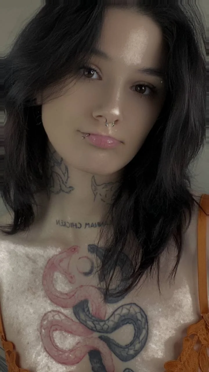 XXX Porn Photo of Nude Marceline_correl 5