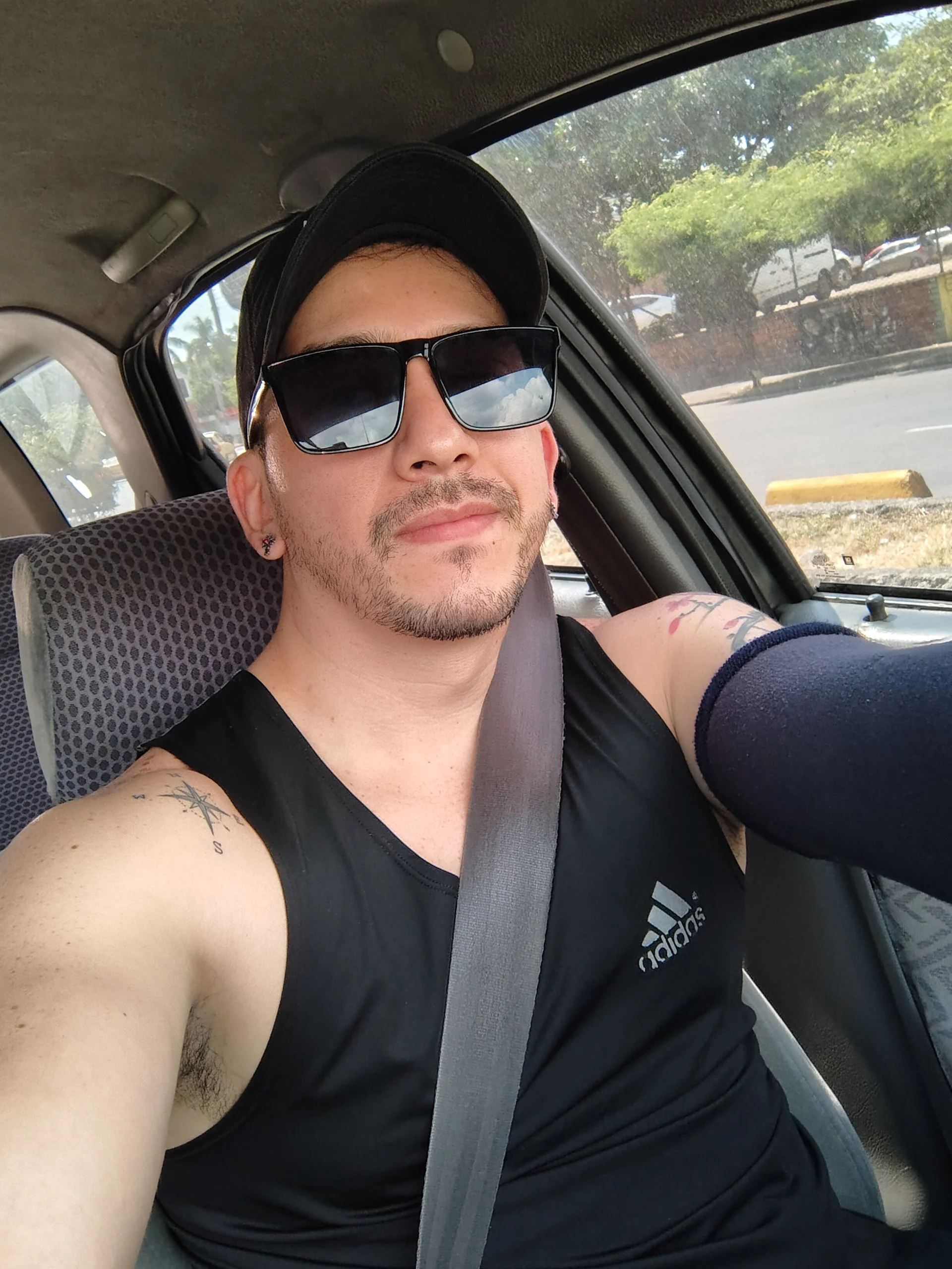 XXX Porn Photo of Nude MrWolfHot 2