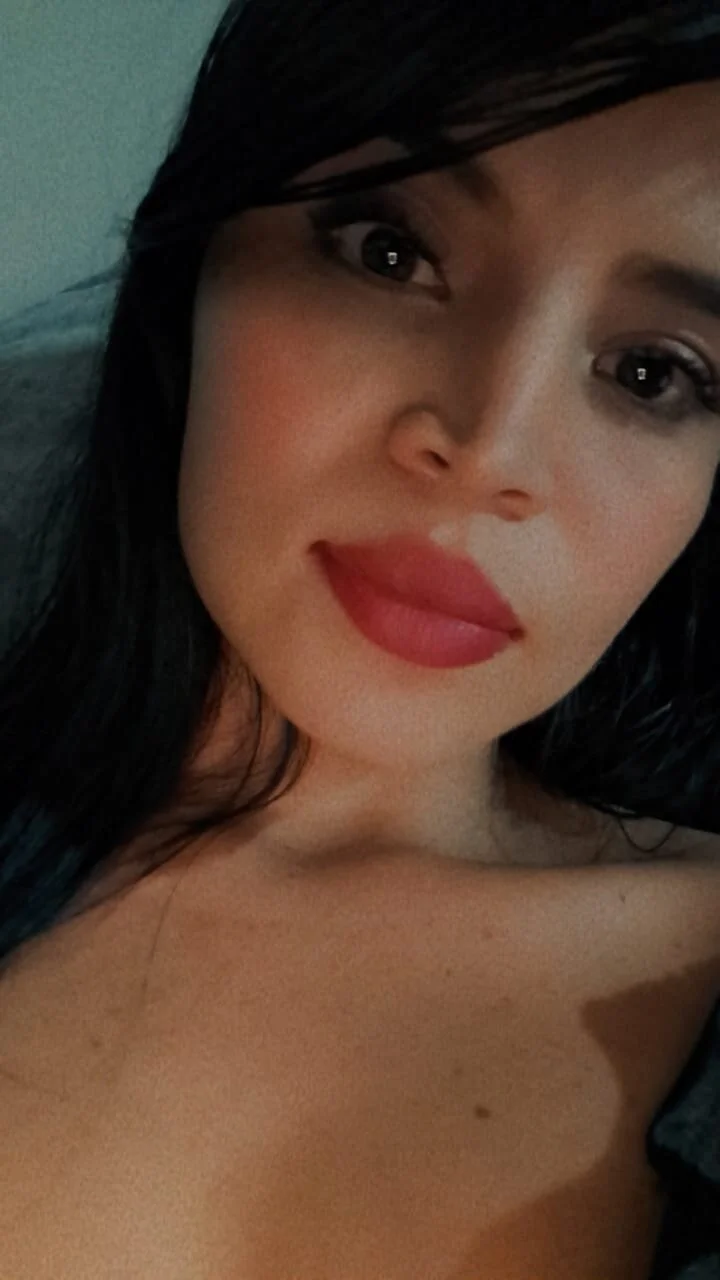 XXX Porn Photo of Nude smallbrenda21 21
