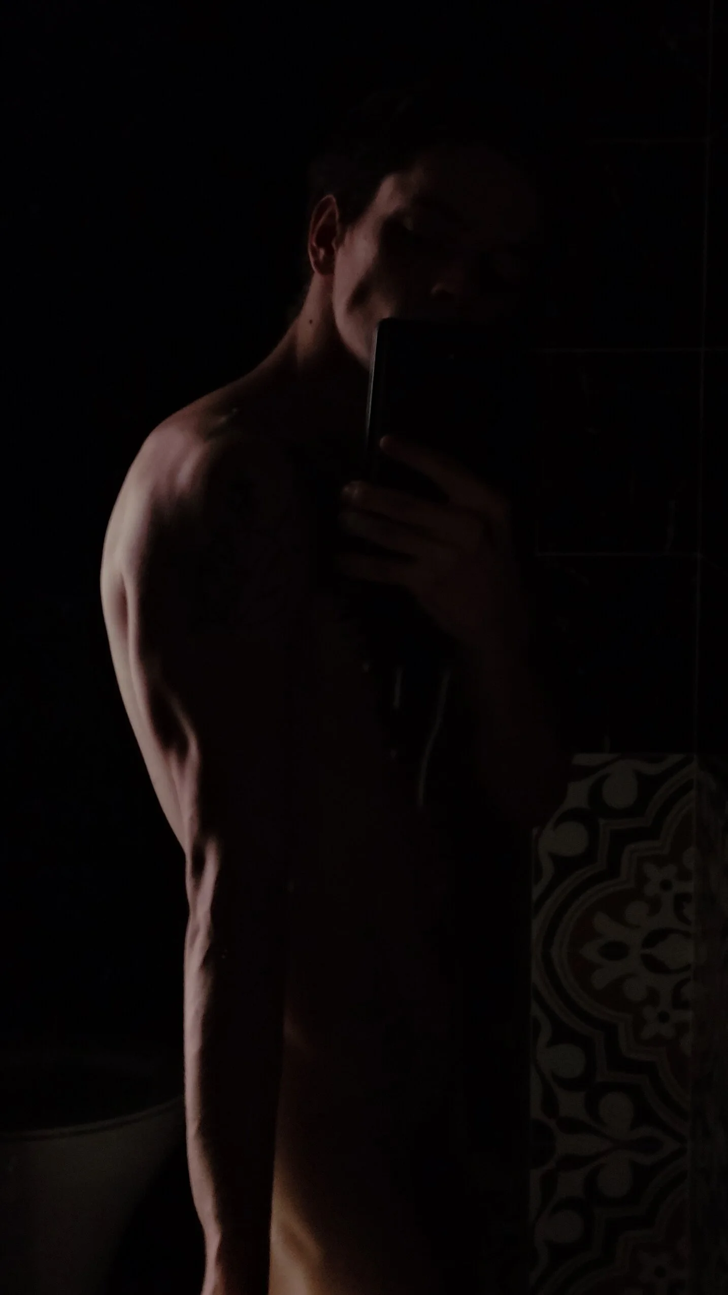 XXX Porn Photo of Nude William_Henry_ 15
