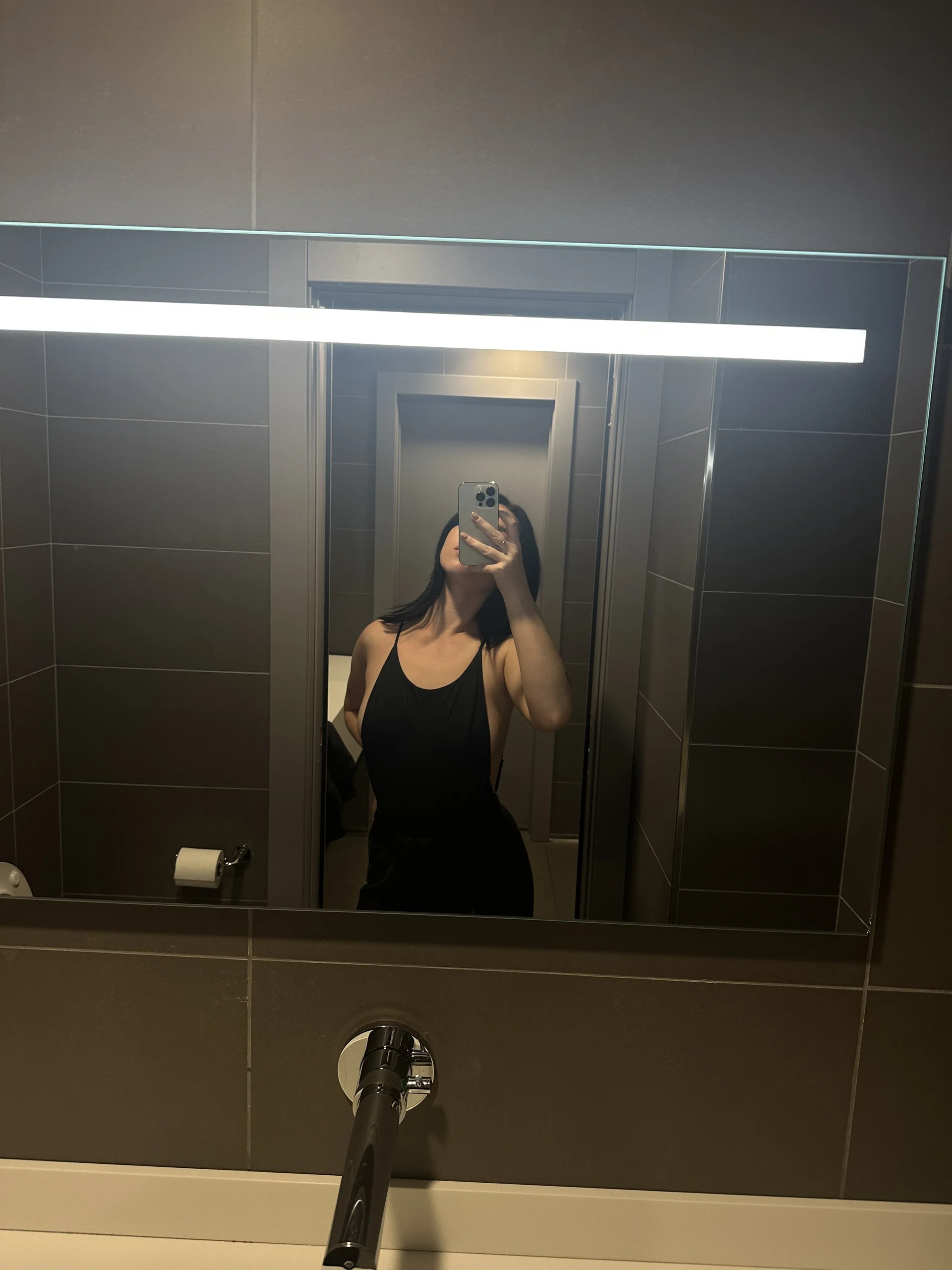 XXX Porn Photo of Nude mira_mmira 3