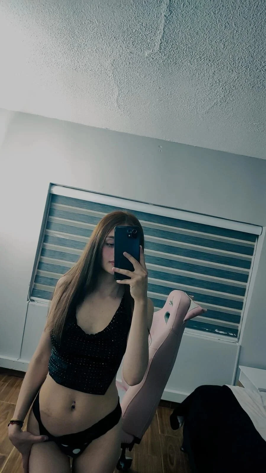 XXX Porn Photo of Nude Coralinee_01z 4