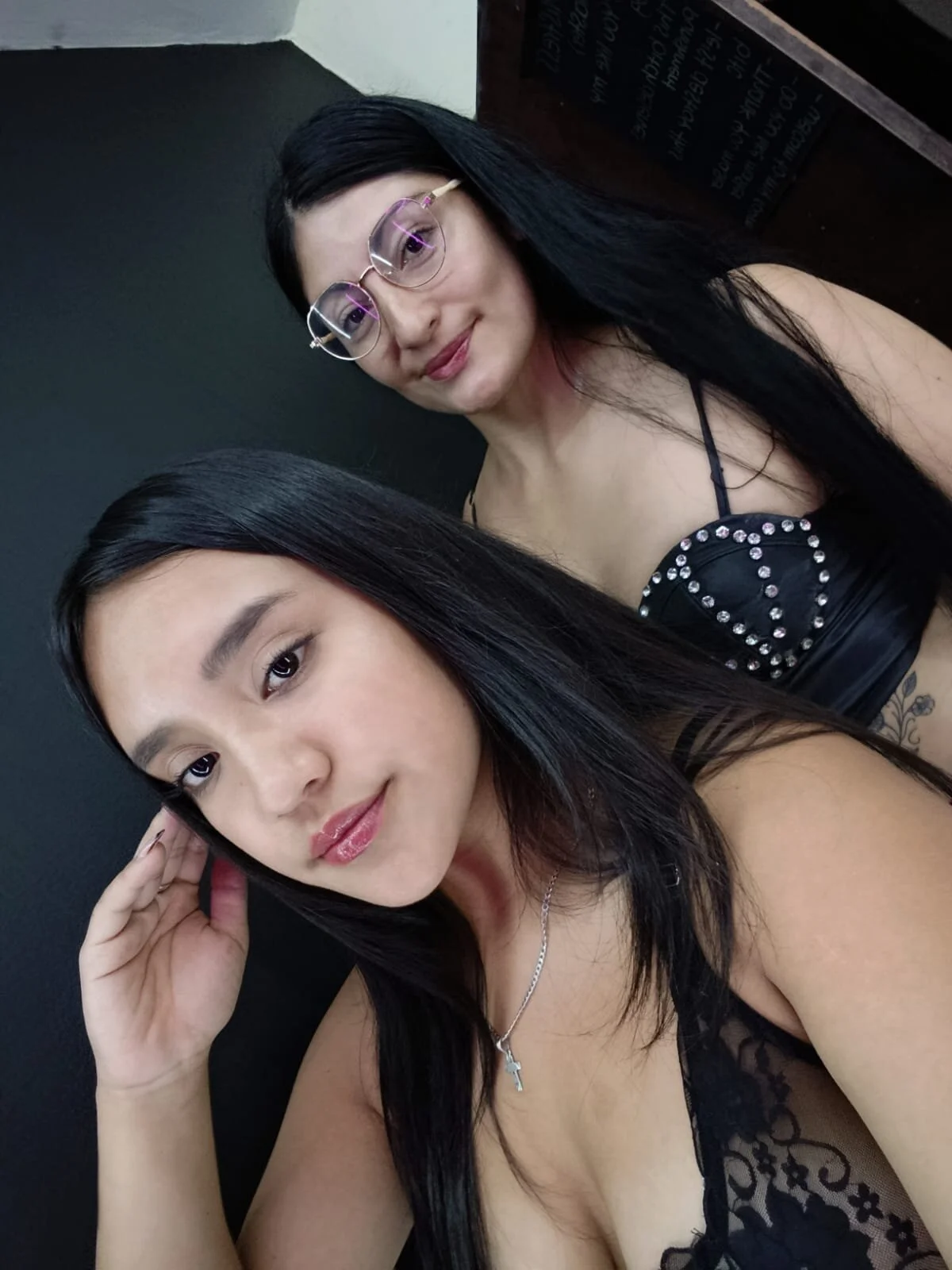 XXX Porn Photo of Nude Slave_mia_bdsmm 2