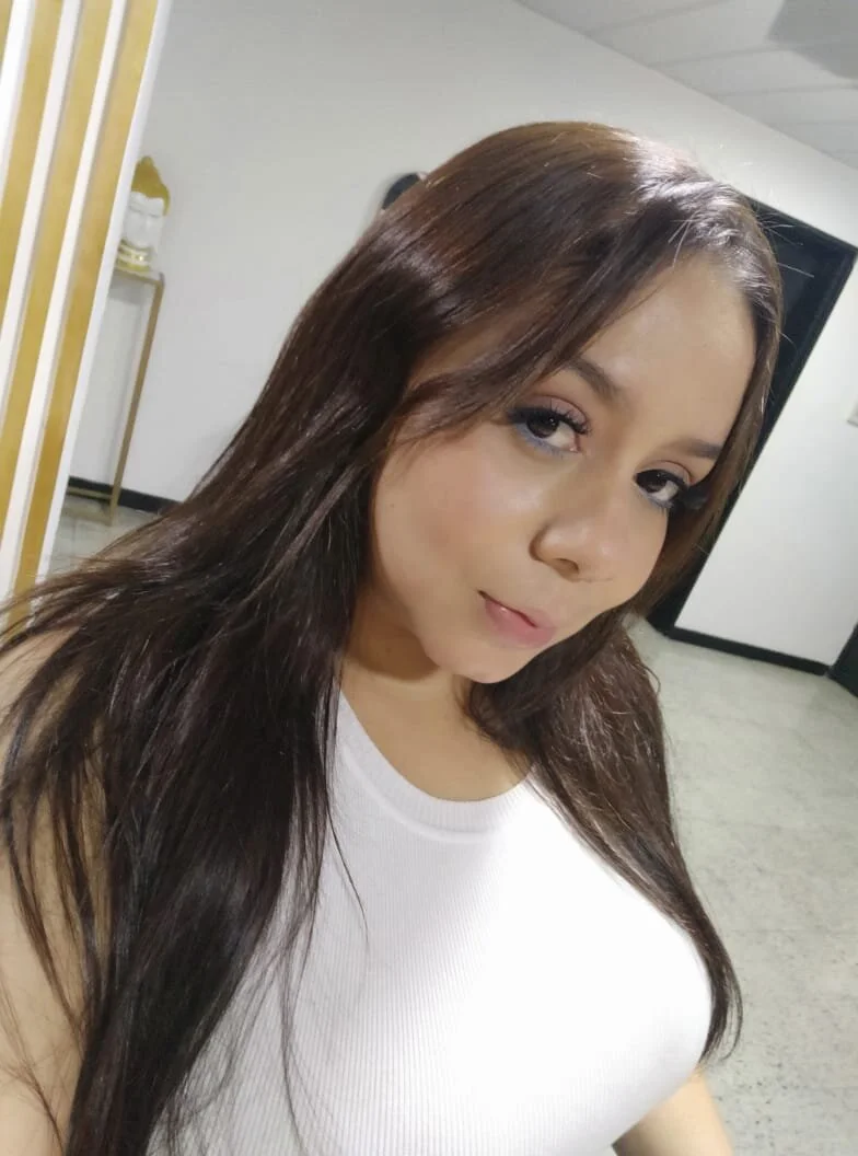 XXX Porn Photo of Nude mariaa_fernanda 12