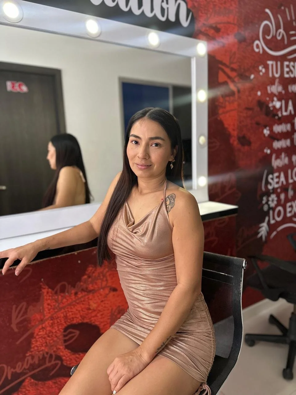 XXX Porn Photo of Nude LESLY_PALMEER 12
