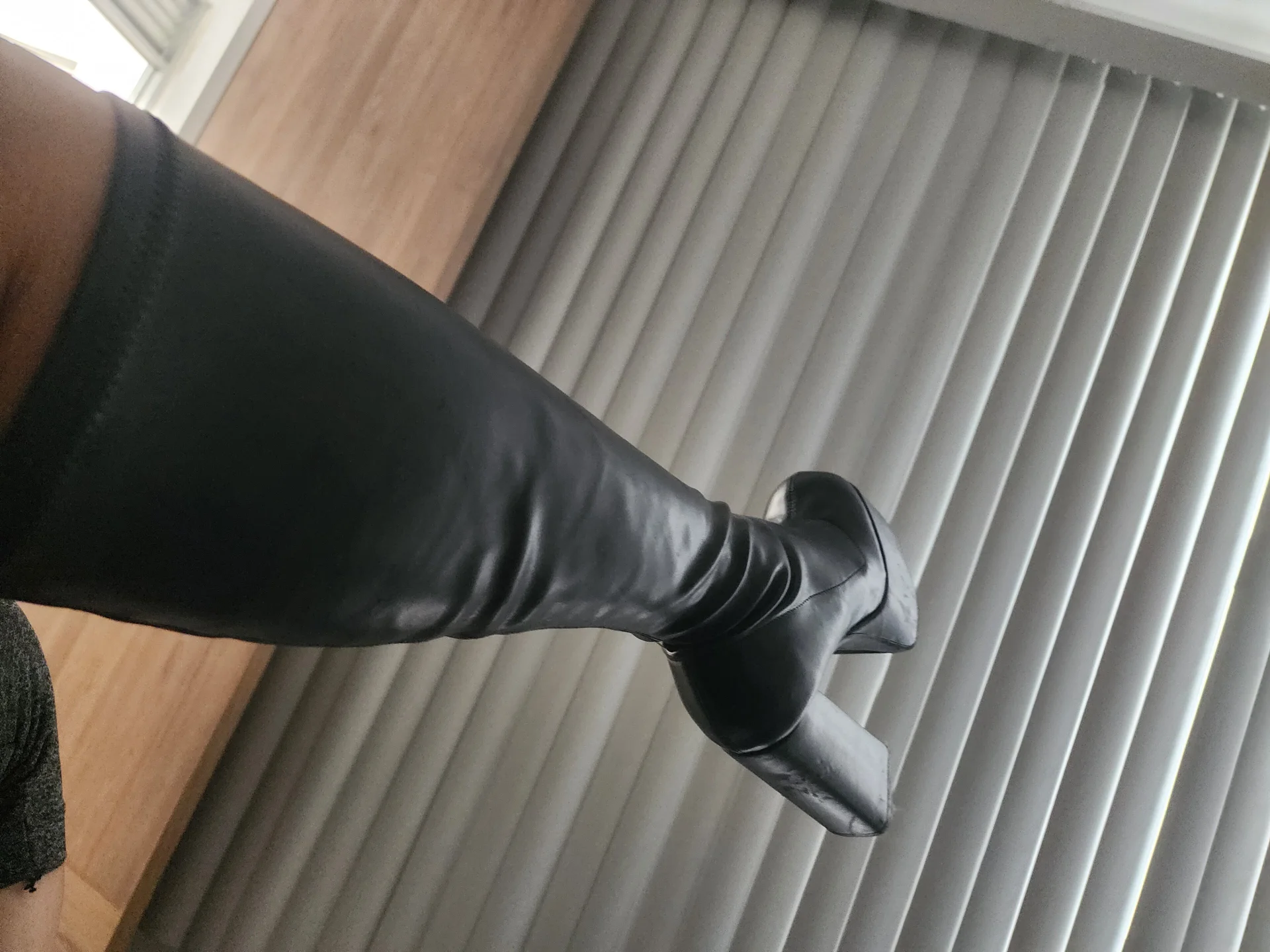 XXX Porn Photo of Nude Lizzymontanaa 1