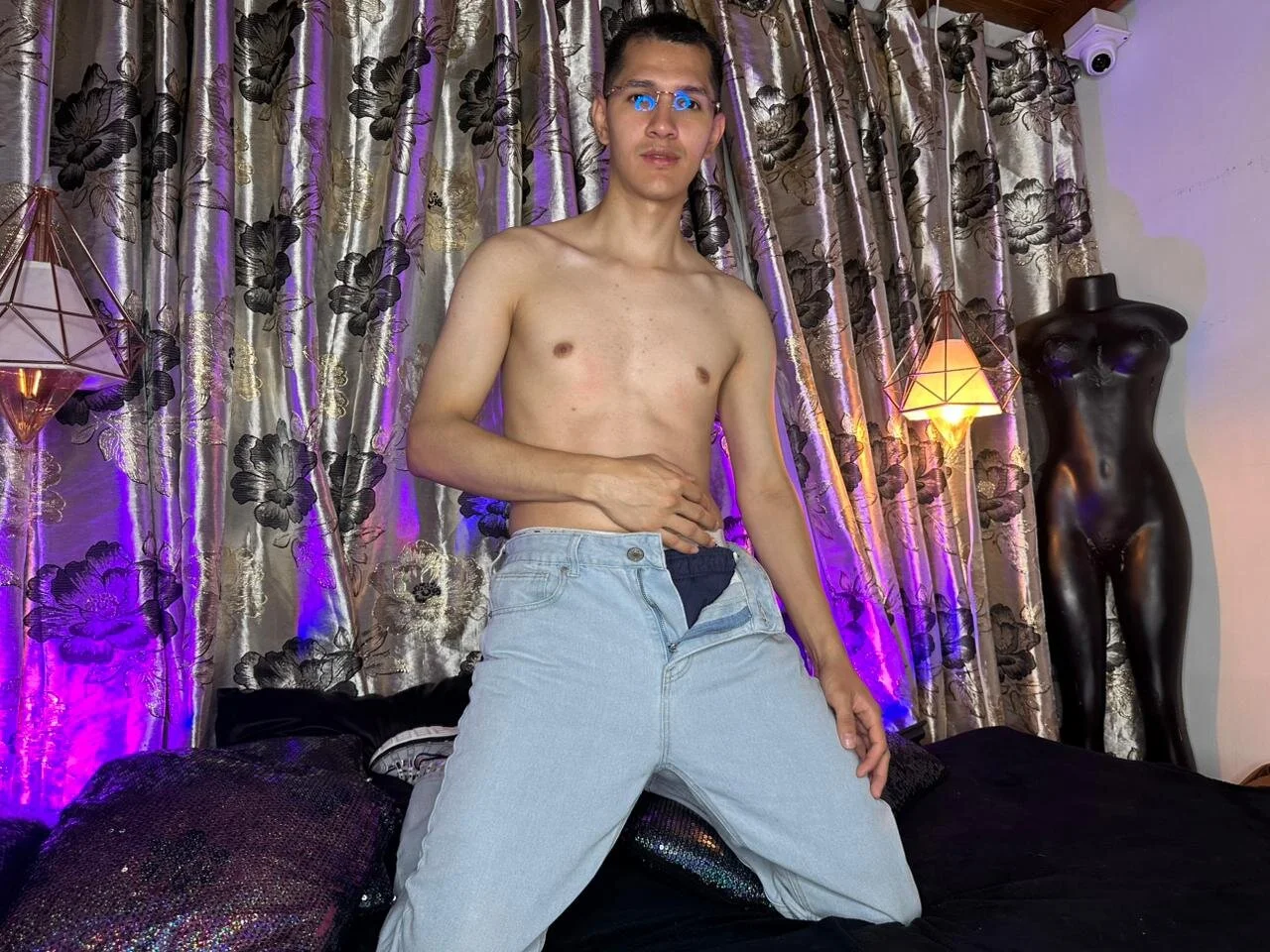 XXX Porn Photo of Nude MilanDavid1 8
