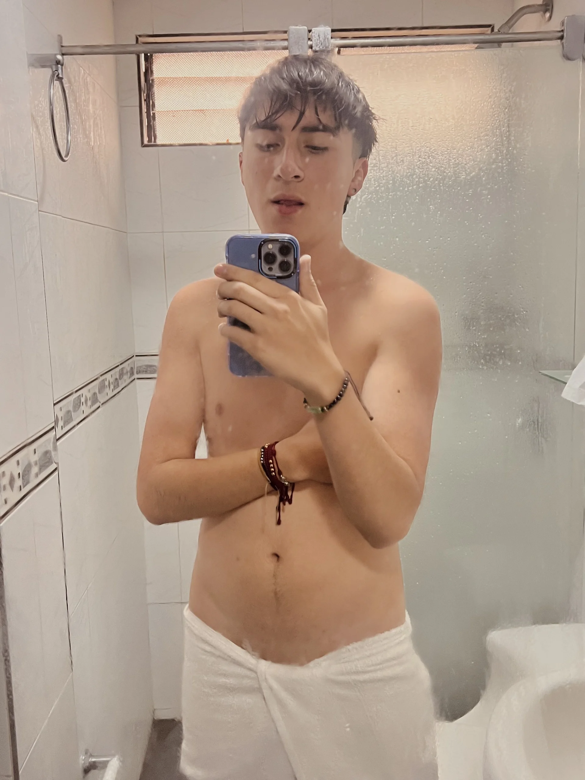 XXX Porn Photo of Nude danielgomezz 3