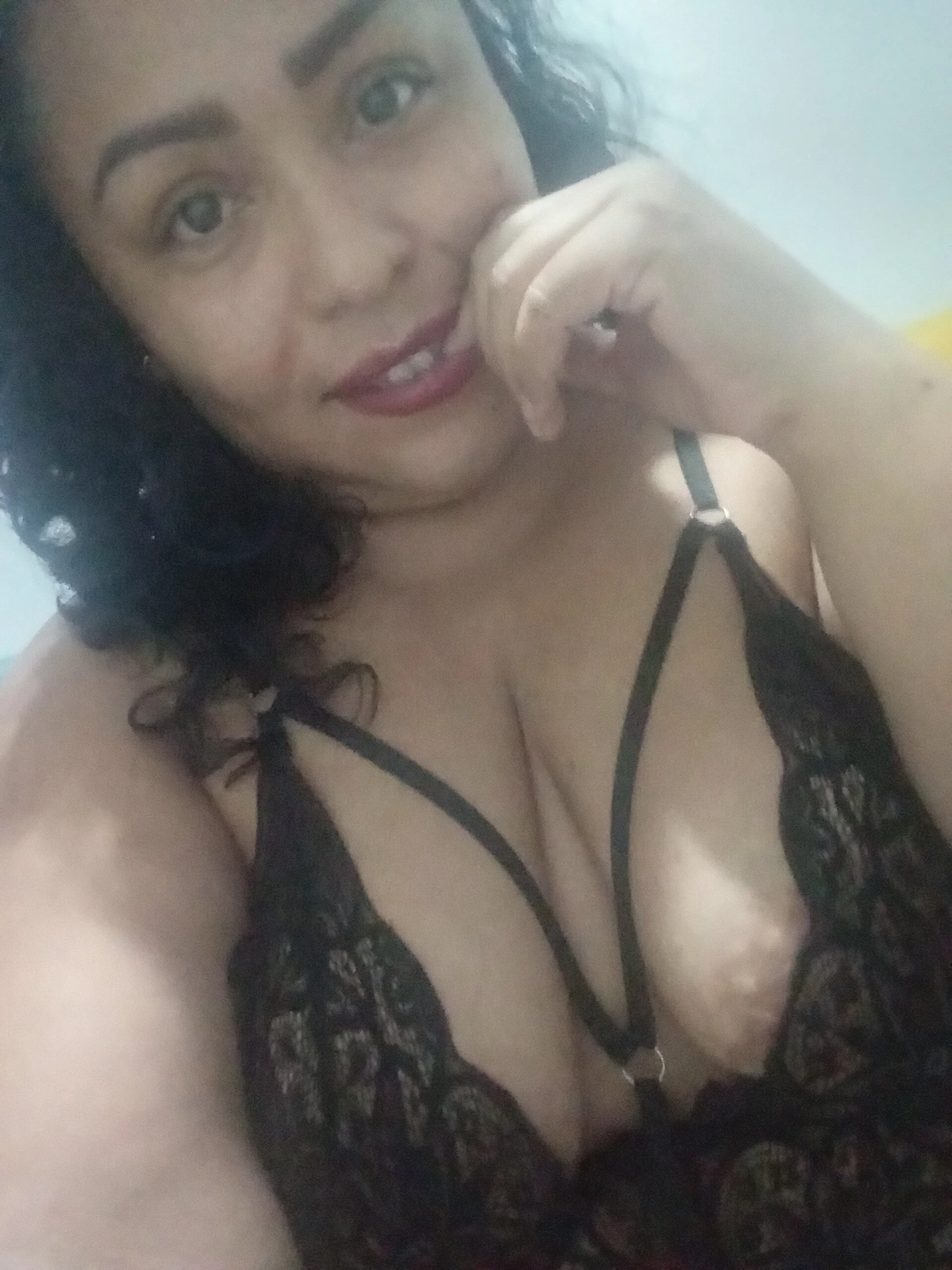 XXX Porn Photo of Nude Leslyrosa 17