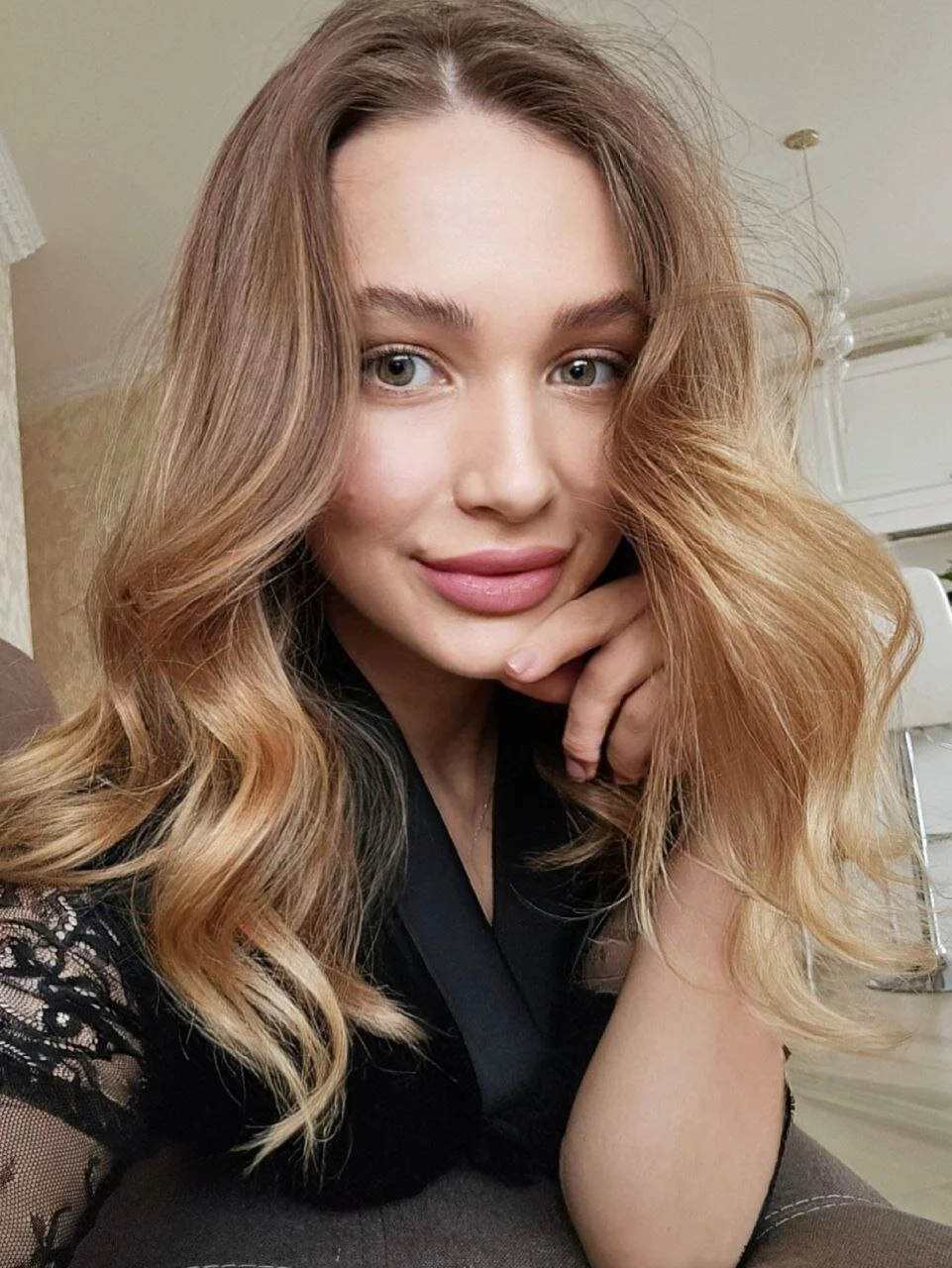 XXX Porn Photo of Nude LadyMillionn 10
