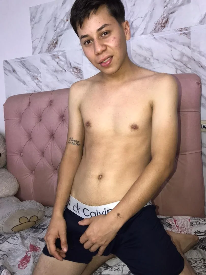 XXX Porn Photo of Nude santiago_xxxcol 5