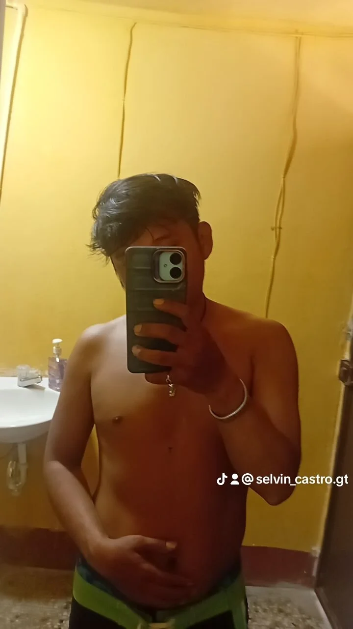 XXX Porn Photo of Nude Josue1234s 3
