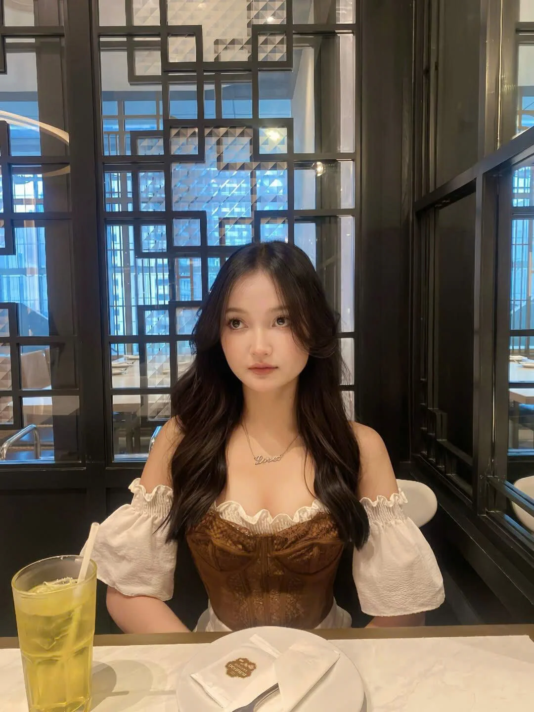 XXX Porn Photo of Nude Melly9 3