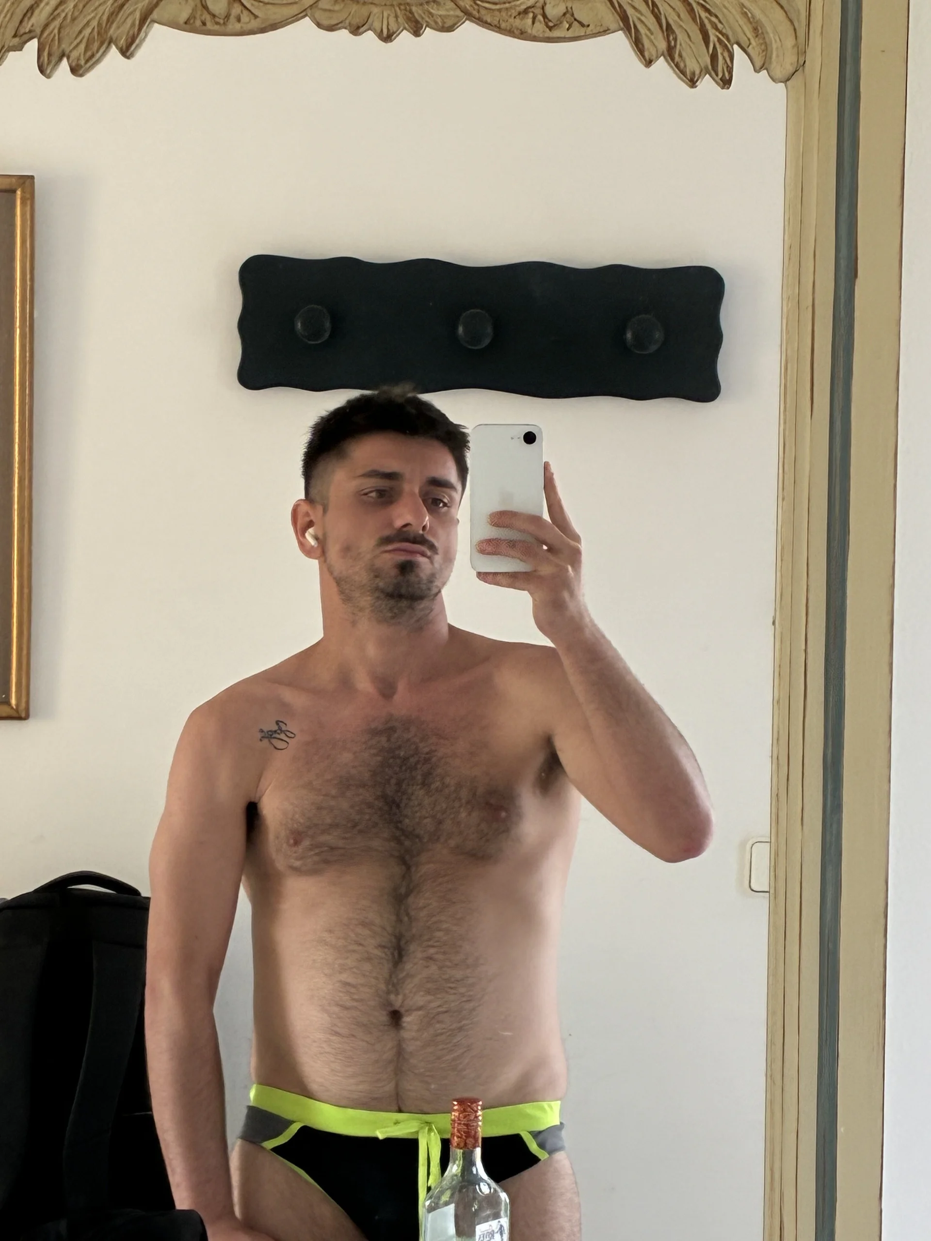 XXX Porn Photo of Nude Tonysevillano27 4