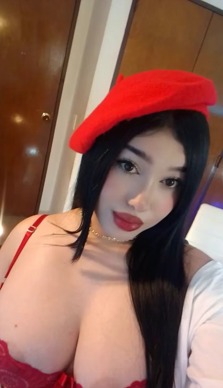 XXX Porn Photo of Nude Abbye_blue01 4