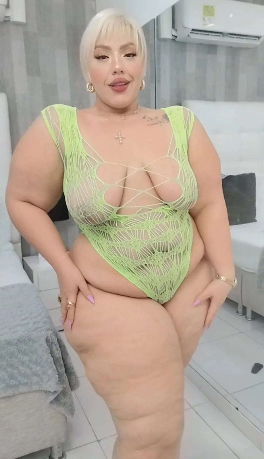 XXX Porn Photo of Nude LeahMillerr 44