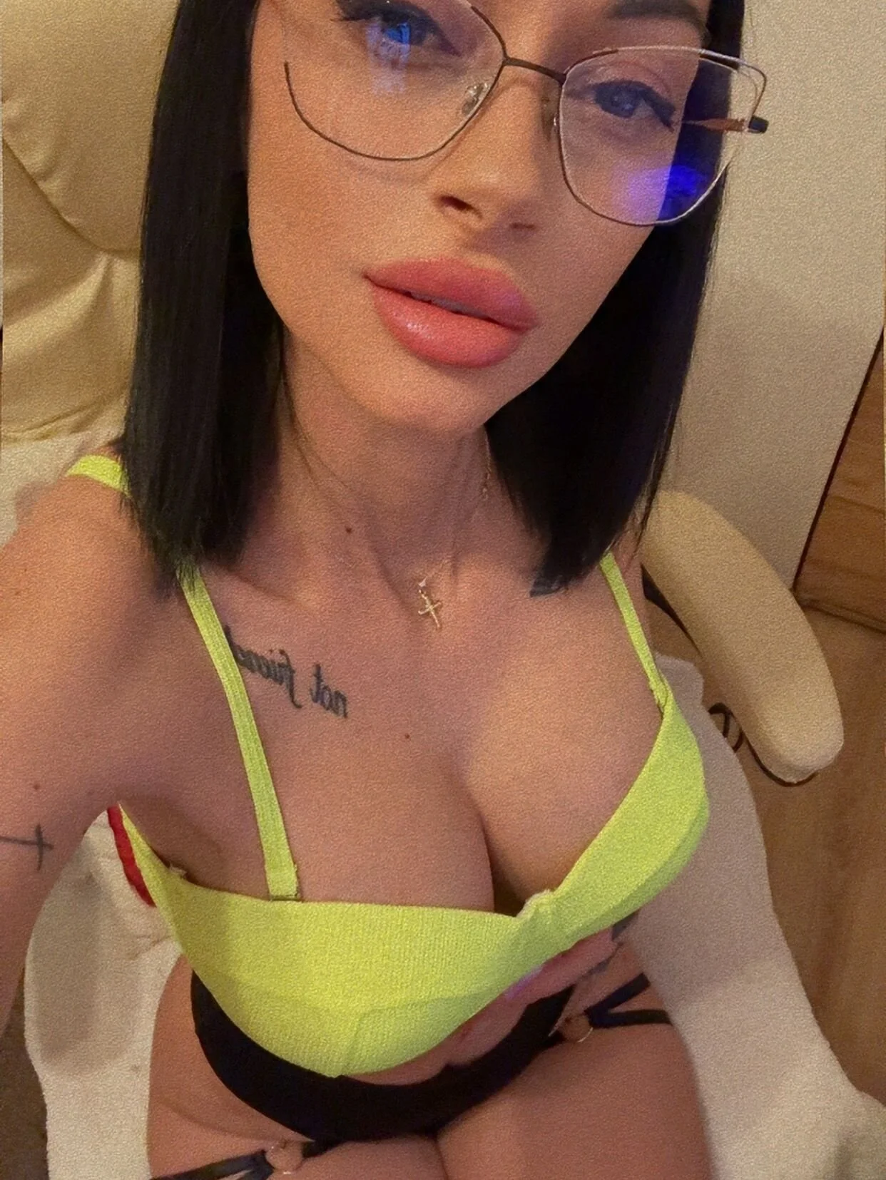 XXX Porn Photo of Nude kissnicol32 13