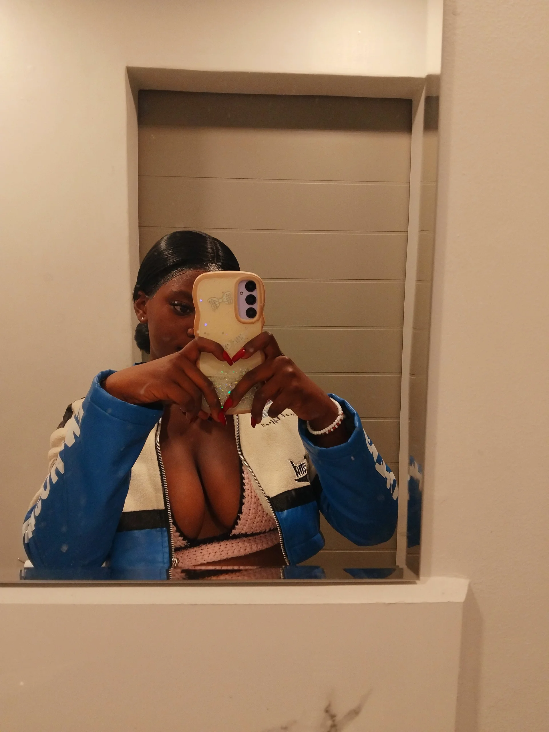XXX Porn Photo of Nude FlameZee 1