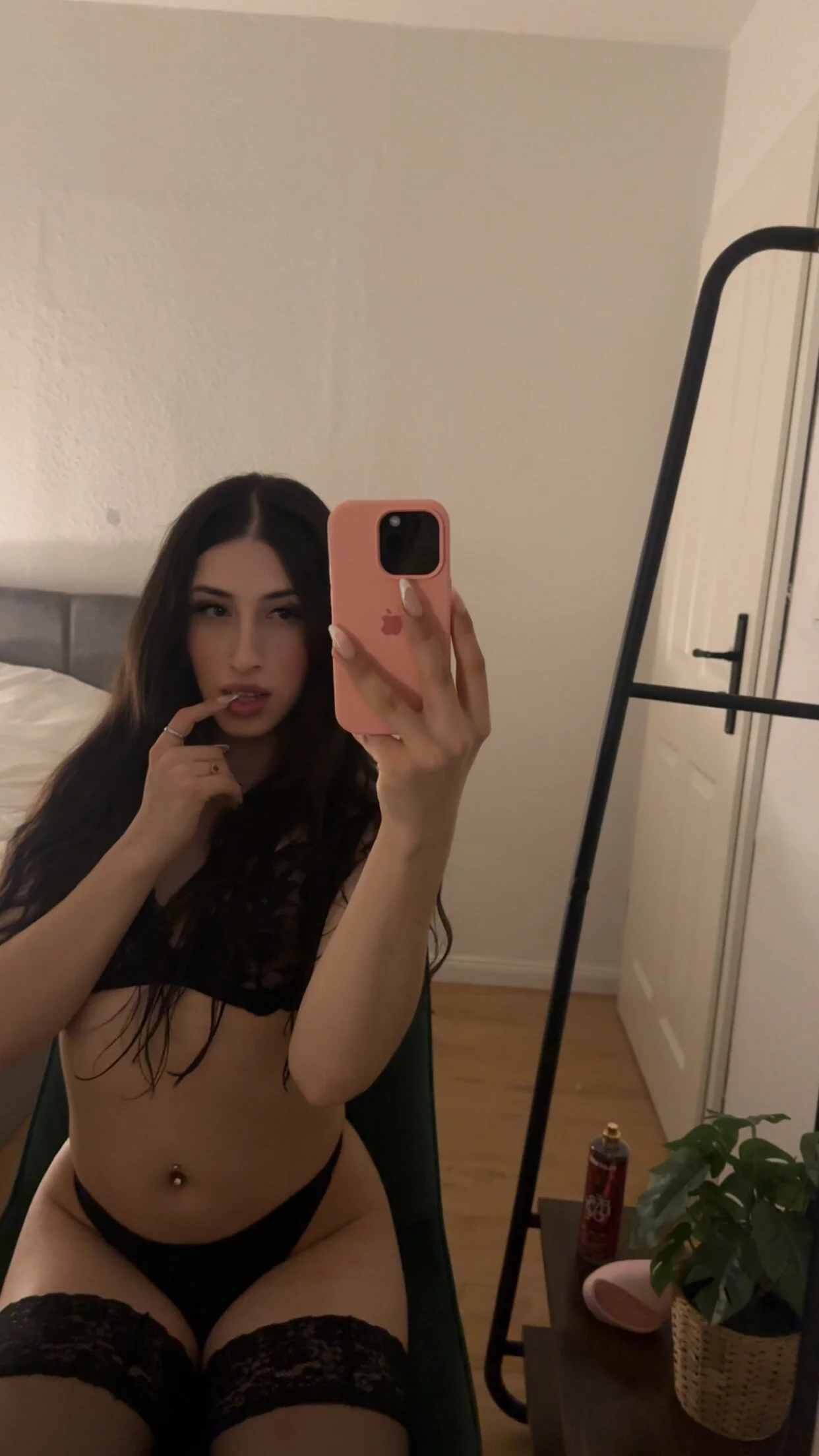 XXX Porn Photo of Nude danielaoficiall1 6