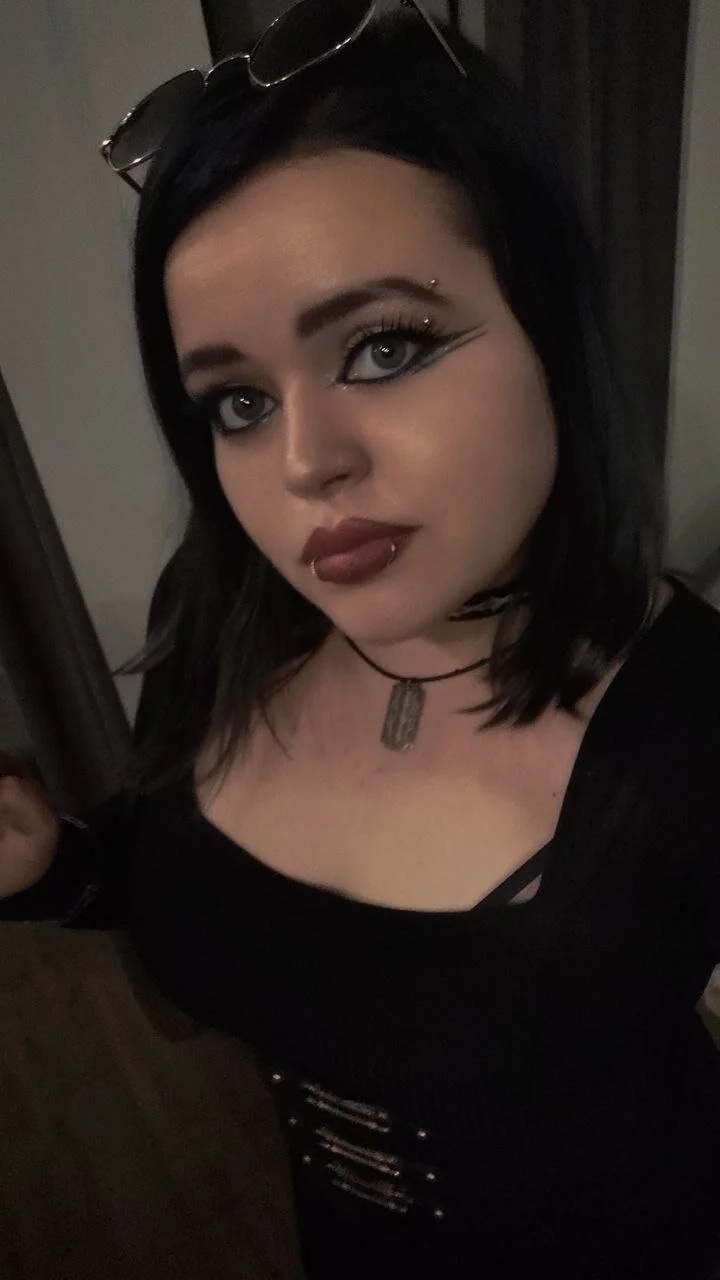 XXX Porn Photo of Nude _little_monsterrr_ 1