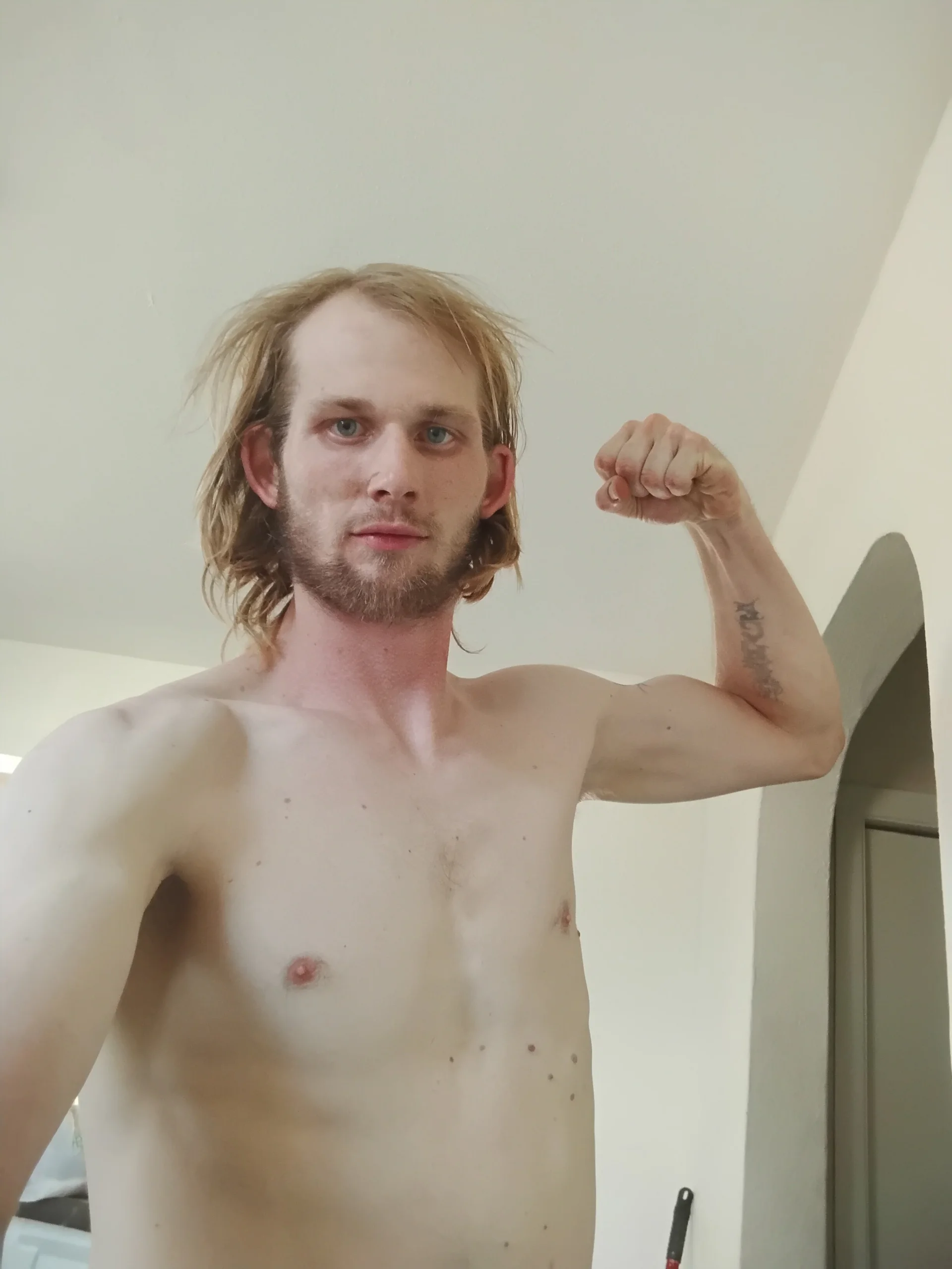 XXX Porn Photo of Nude spinningbutts420 3