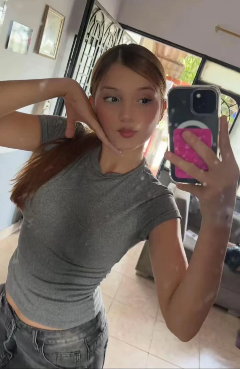 XXX Porn Photo of Nude golden_princess_ggh 4