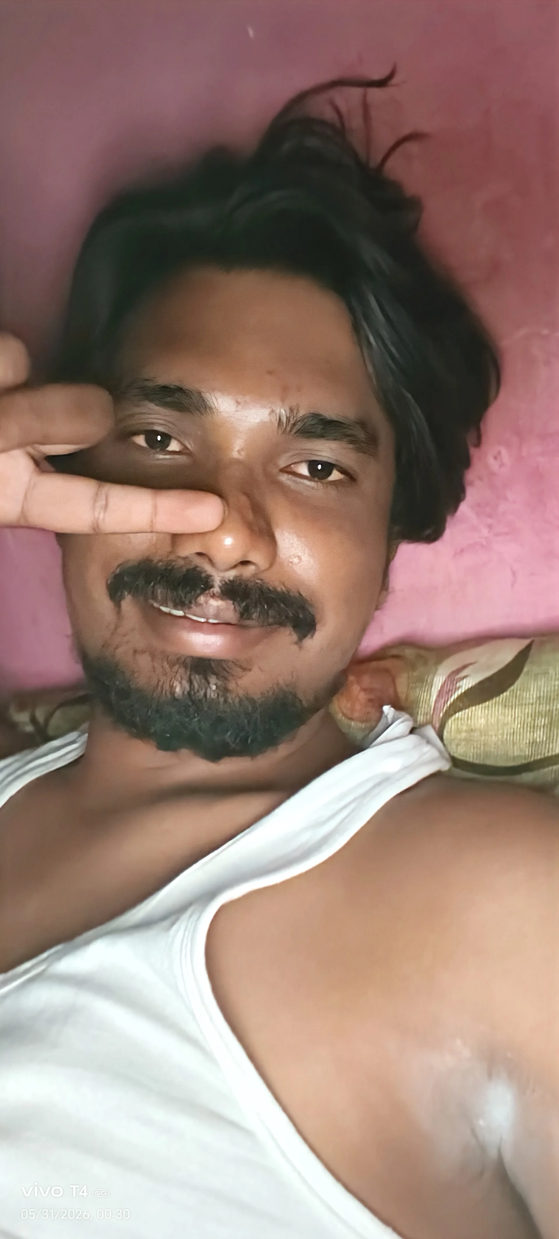 XXX Porn Photo of Nude Vikramssteukf 2