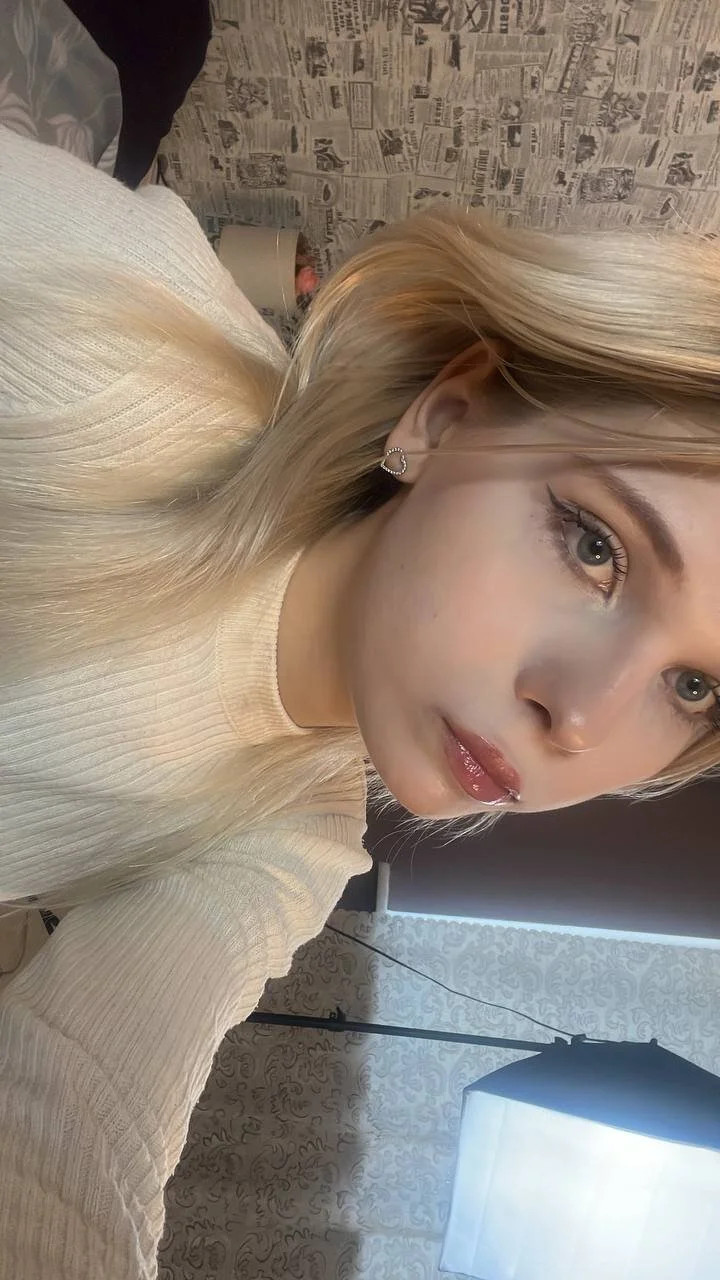 XXX Porn Photo of Nude Blondy_Fina 17
