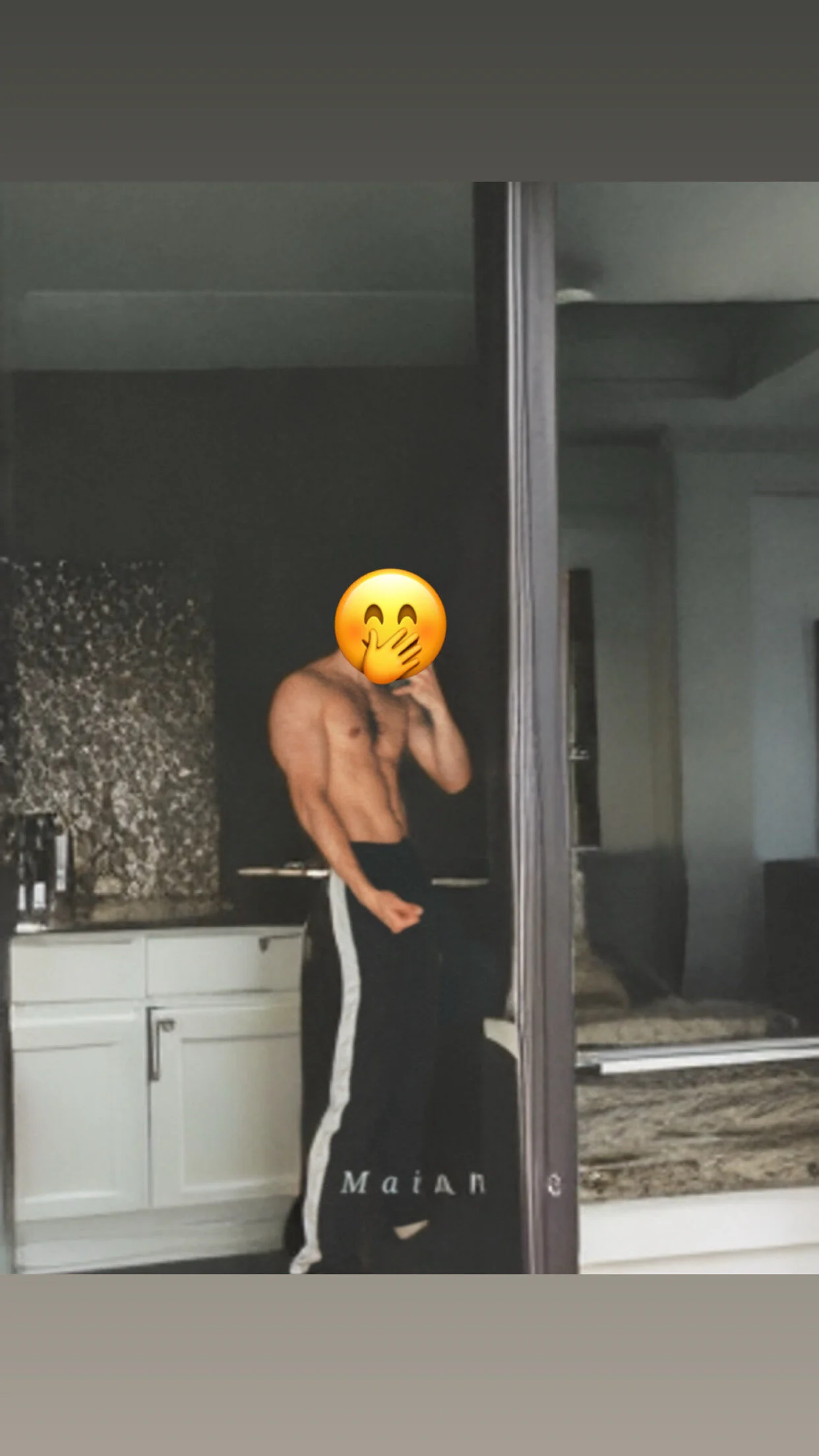 XXX Porn Photo of Nude FrenchFox92 4