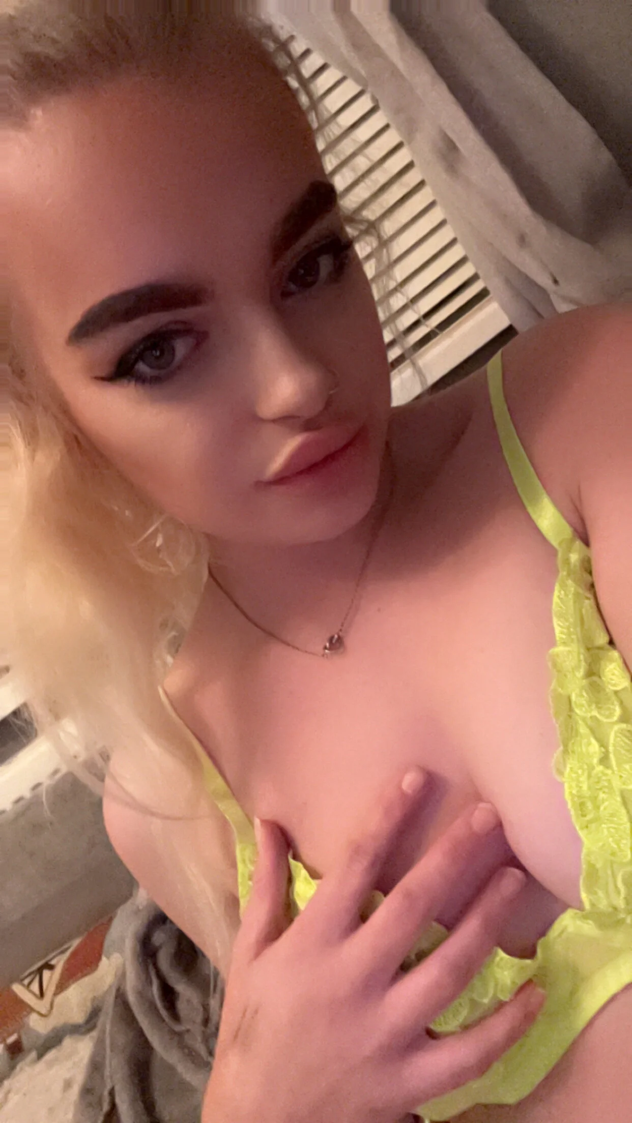 XXX Porn Photo of Nude Annie_Louise 20