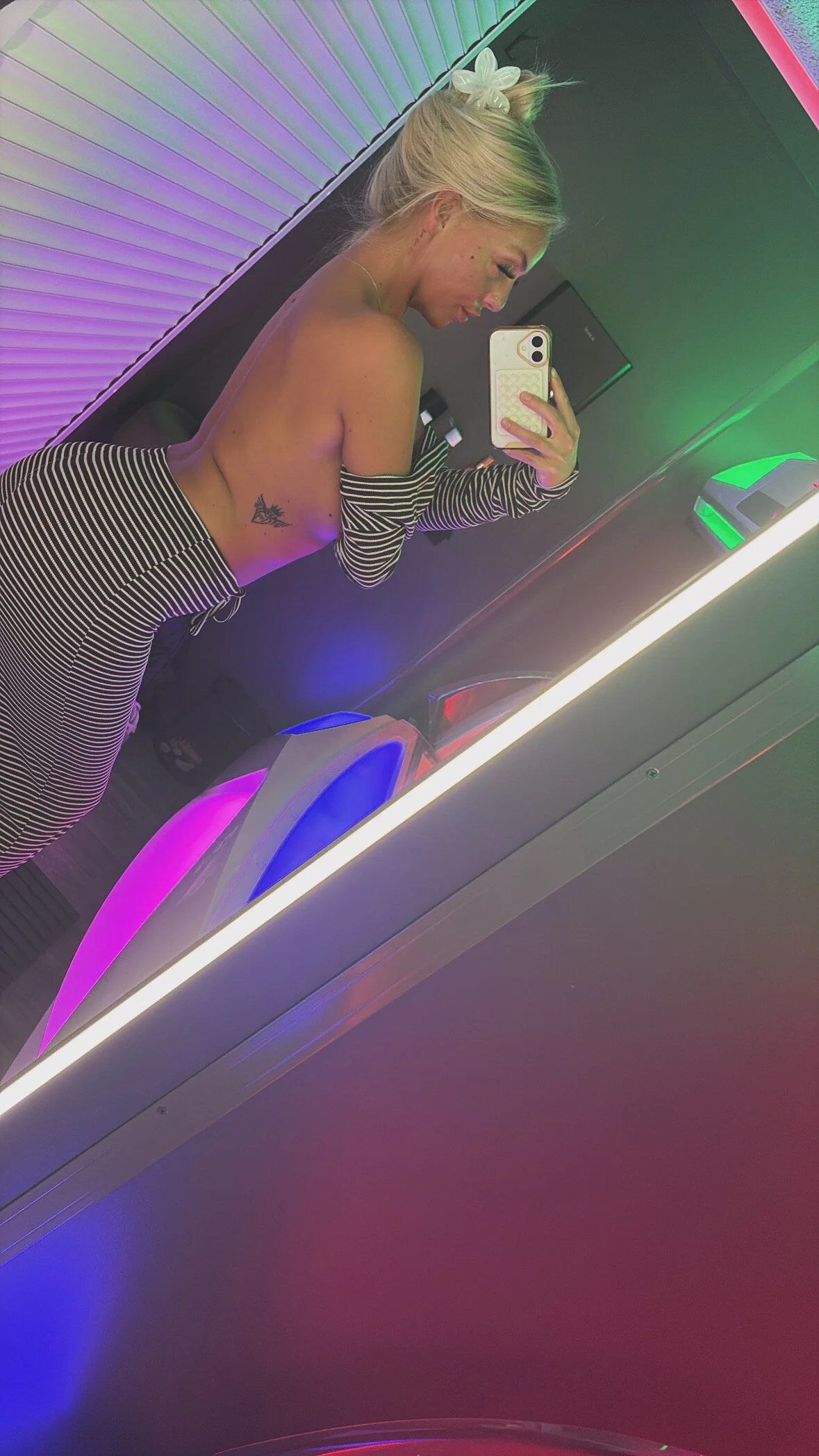 XXX Porn Photo of Nude ivy_devine 1
