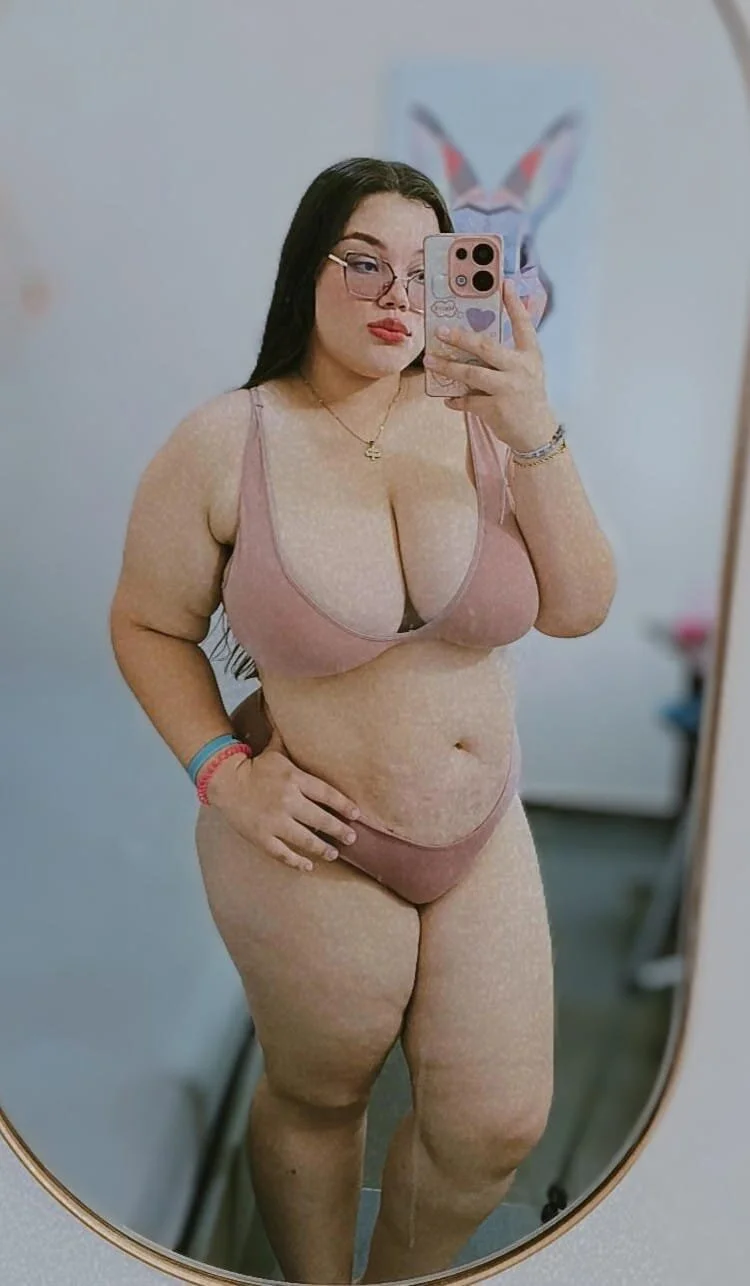 XXX Porn Photo of Nude KELSSEYANDERS 2