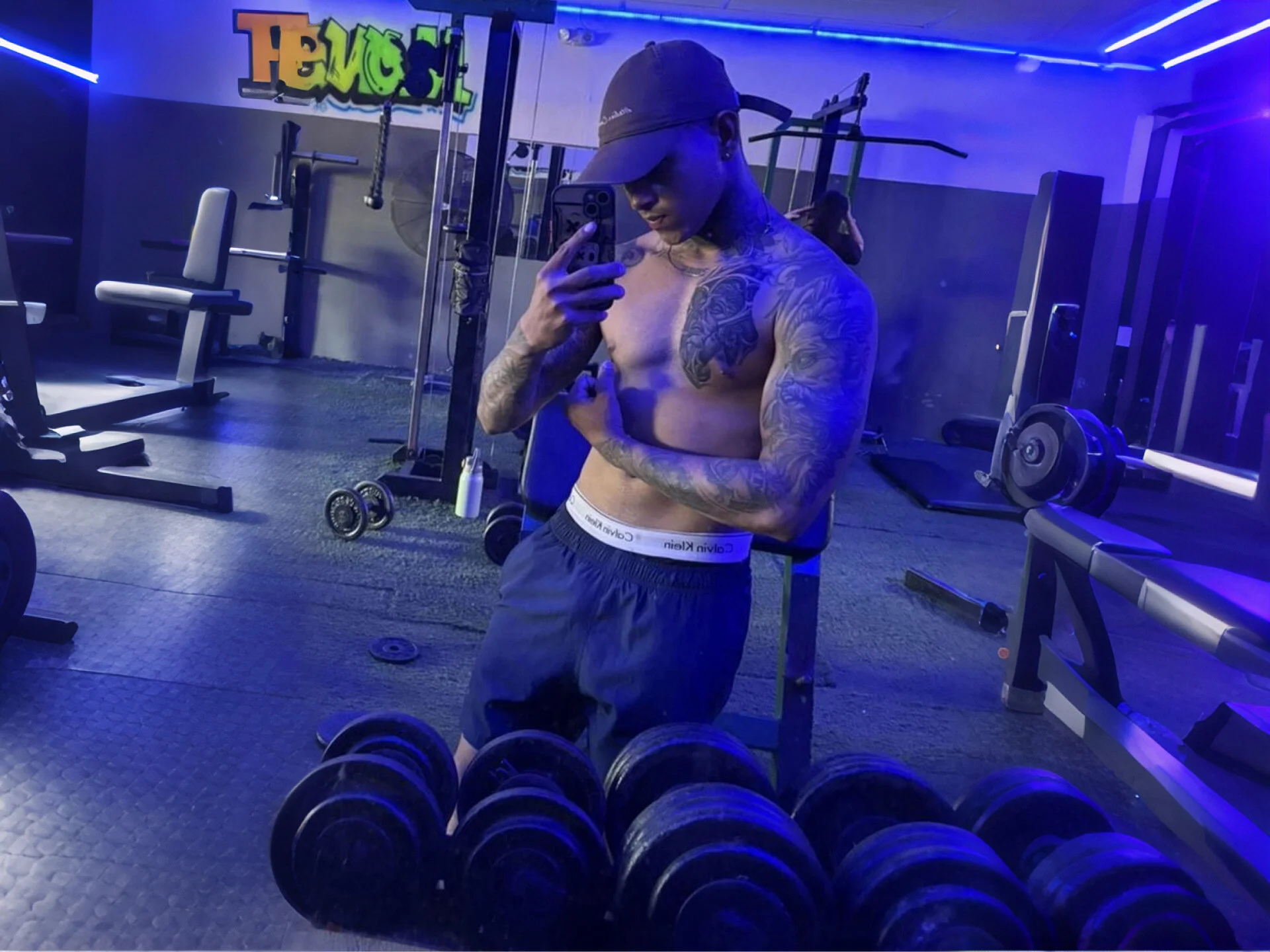 XXX Porn Photo of Nude tyler_bell_ 24
