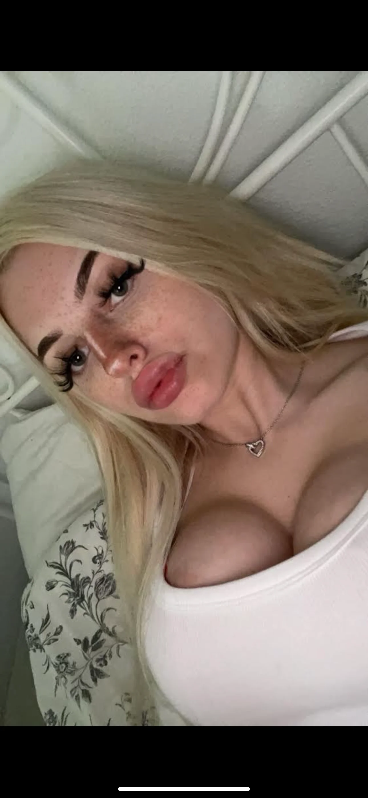 XXX Porn Photo of Nude Steffi_Snowbunny 15