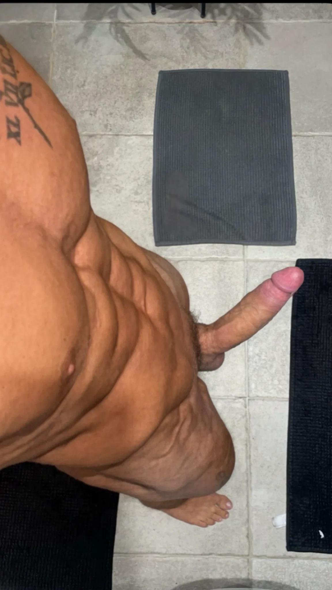 XXX Porn Photo of Nude Hornyyoungstud123 2