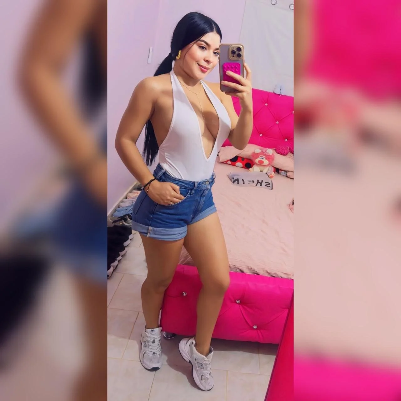 XXX Porn Photo of Nude Vicky_Shy28 1