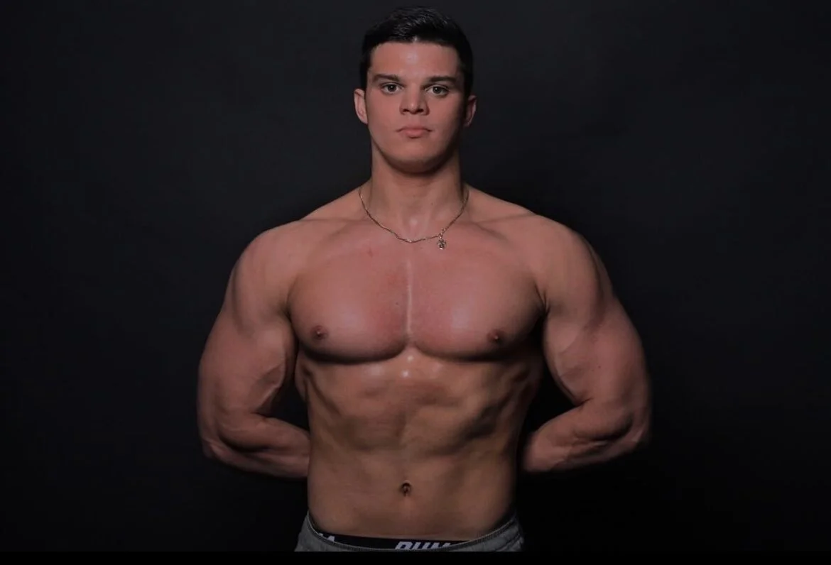 XXX Porn Photo of Nude danielkraigforu 33