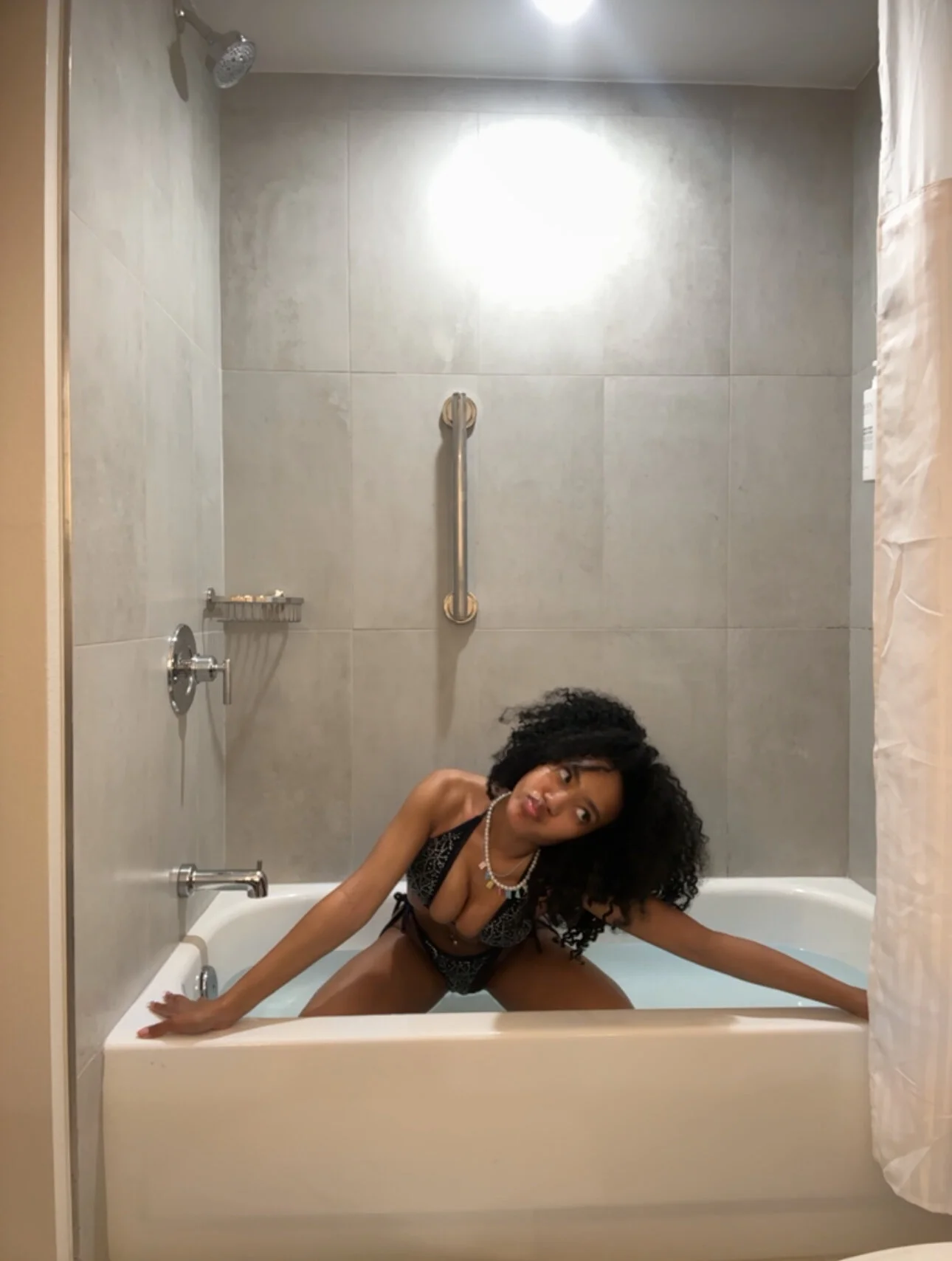 XXX Porn Photo of Nude lifeoftt_19xx 665
