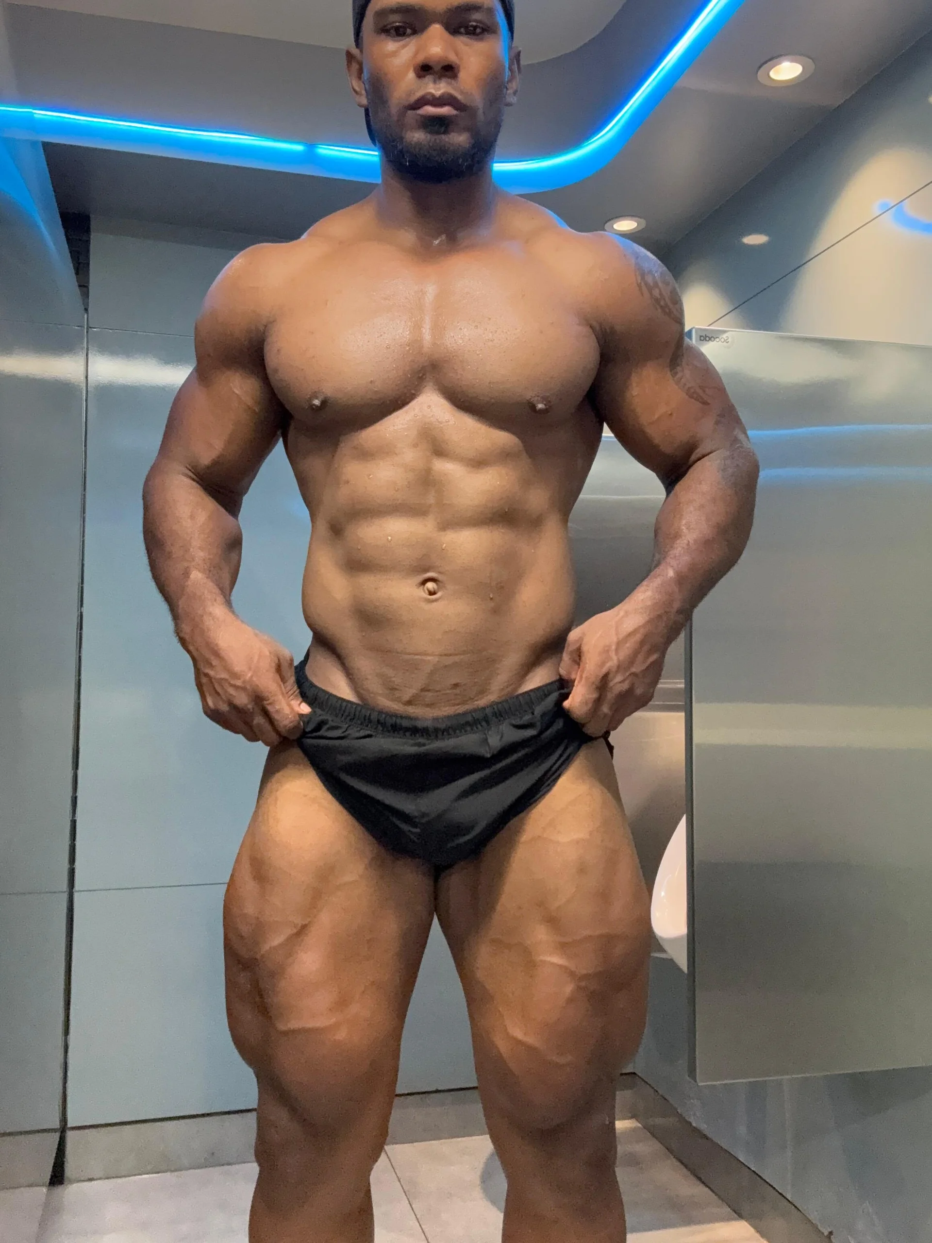 XXX Porn Photo of Nude Tyler_Waka01 6