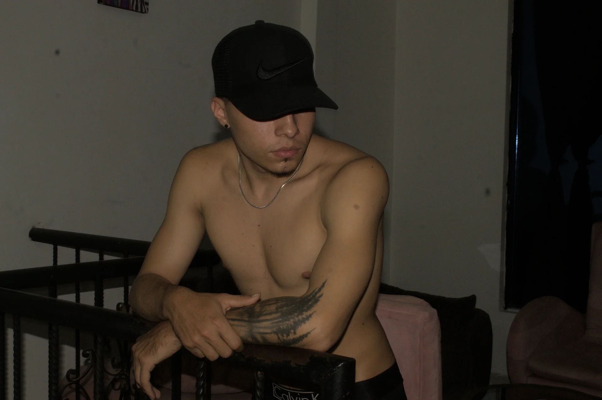 XXX Porn Photo of Nude LoganGreys 26