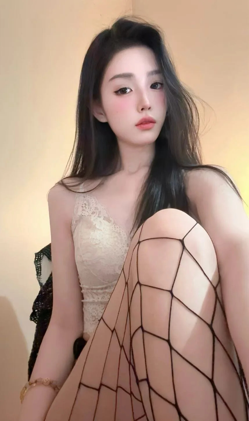 XXX Porn Photo of Nude T-Sweetcake 2