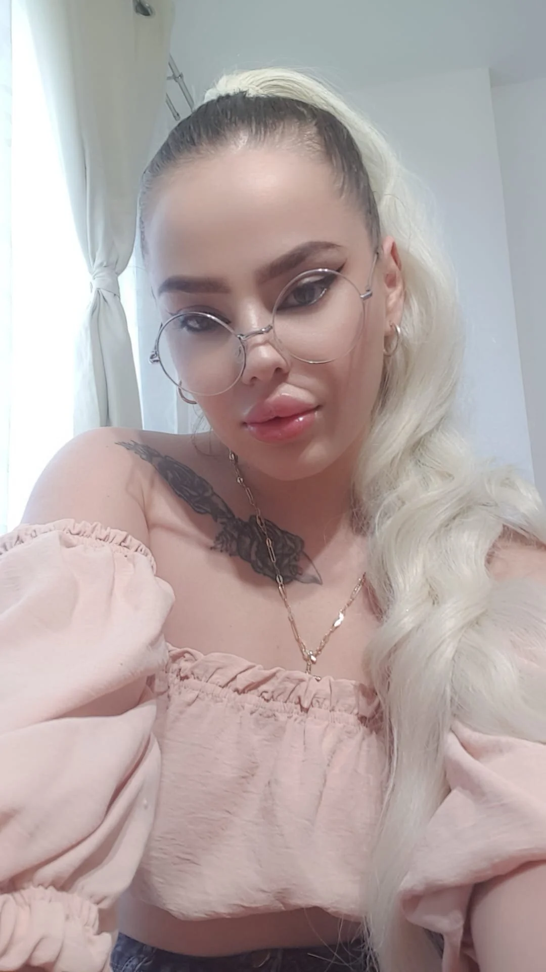 XXX Porn Photo of Nude Ellyslimdoll 9