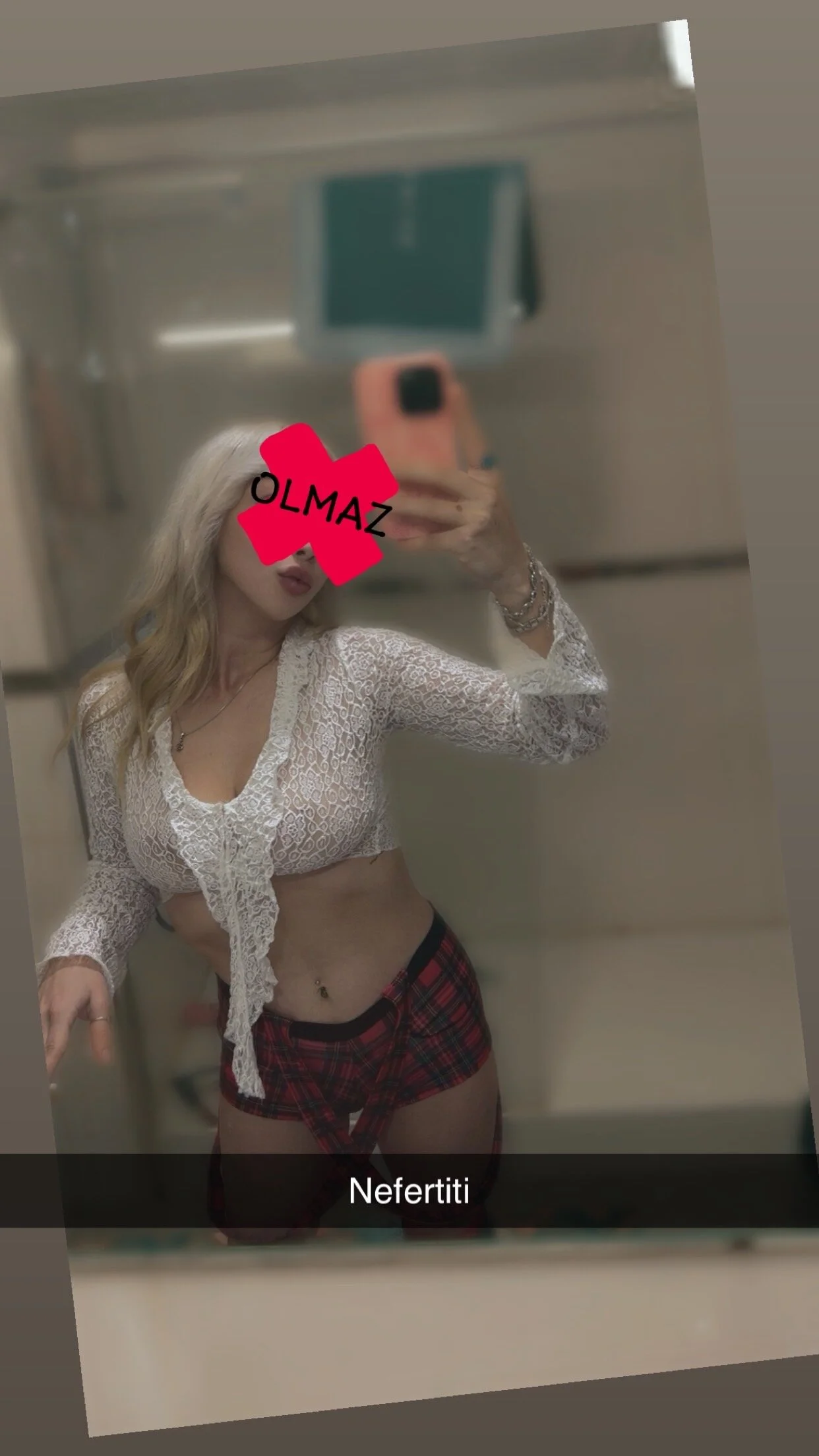 XXX Porn Photo of Nude QuennNefertiti 3