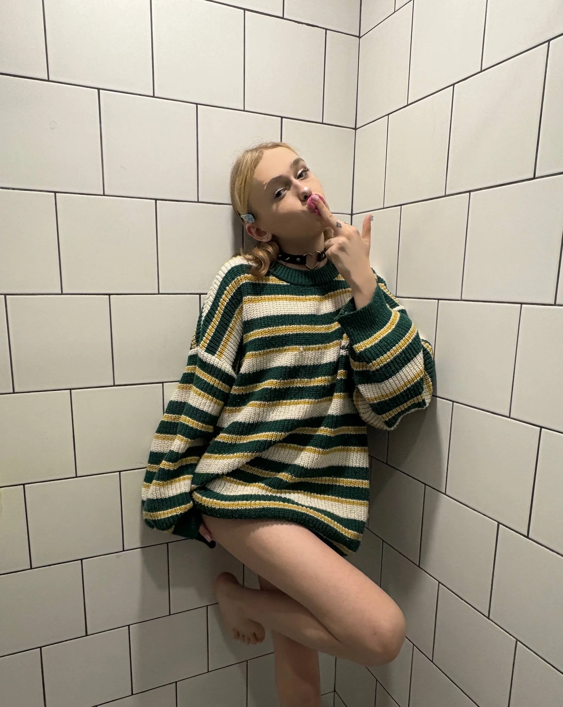 XXX Porn Photo of Nude Miss_Amy00 9