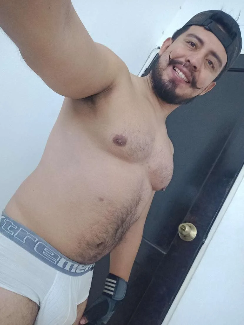 XXX Porn Photo of Nude KalethBigDick 378