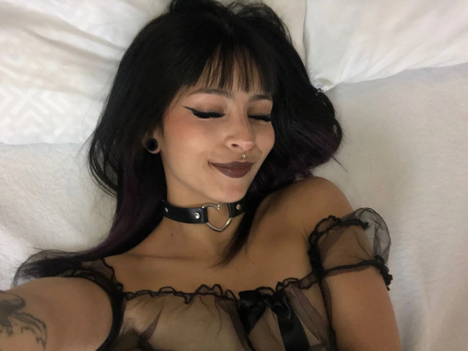 XXX Porn Photo of Nude Kind_Scarlett 47