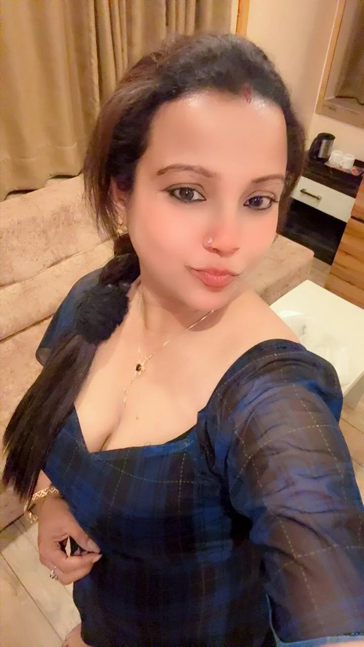 XXX Porn Photo of Nude hornypiu697 4